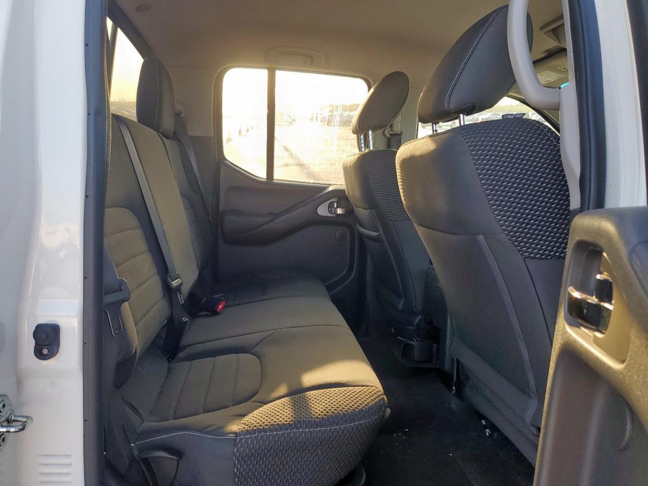 1N6AD0EV3JN704563 NISSAN FRONTIER 2018