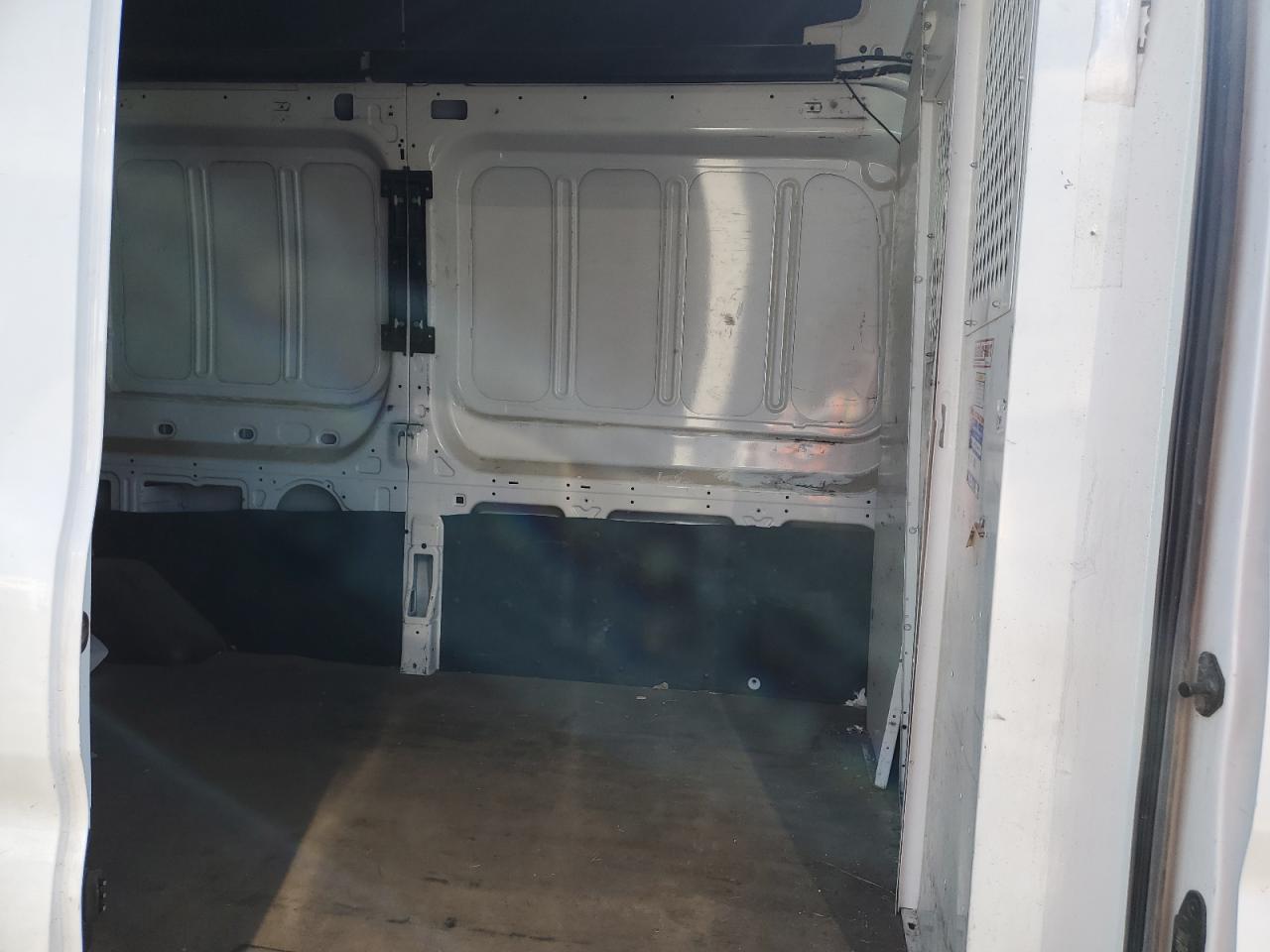 2022 Ford Transit T-250 VIN: 1FTBR3U8XNKA33843 Lot: 54813445