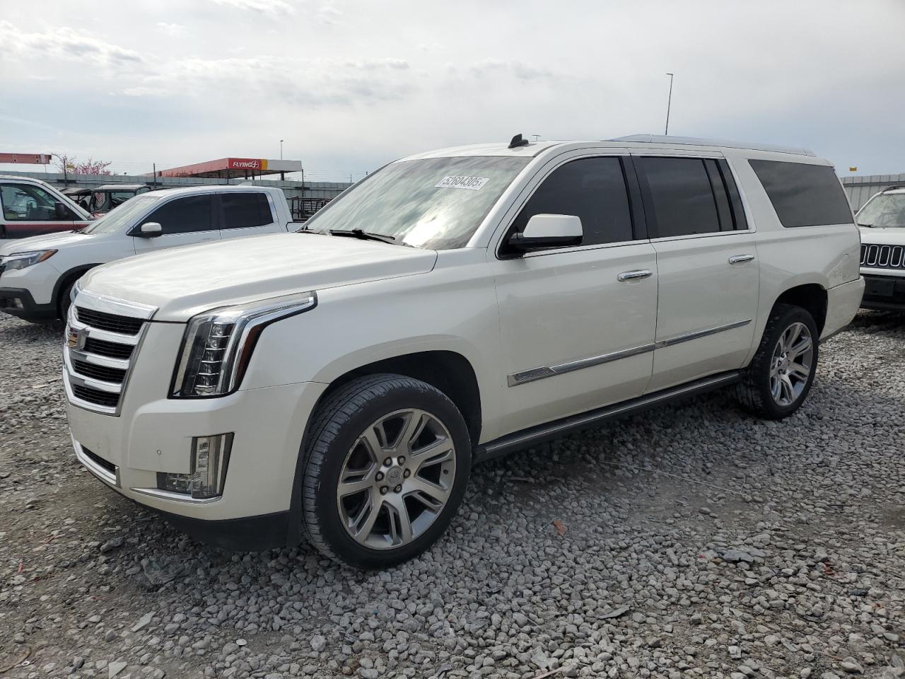 2015 Cadillac Escalade Esv Premium for Sale in Cahokia Heights, IL - Front End