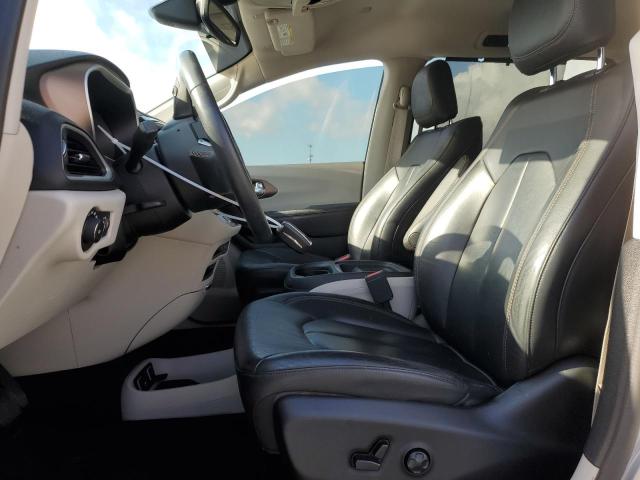  CHRYSLER PACIFICA 2017 Серебристый