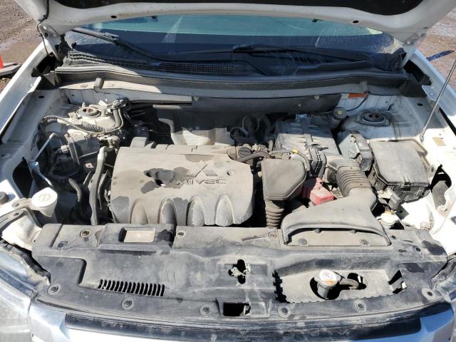2015 MITSUBISHI OUTLANDER ES
