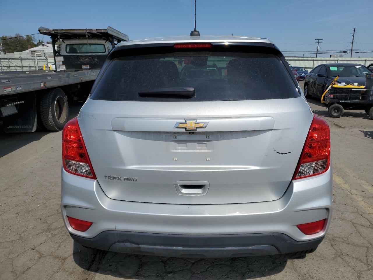 3GNCJNSB5KL401899 CHEVROLET TRAX 2019