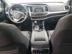 2015 Toyota Highlander Le იყიდება New Britain-ში, CT - Front End