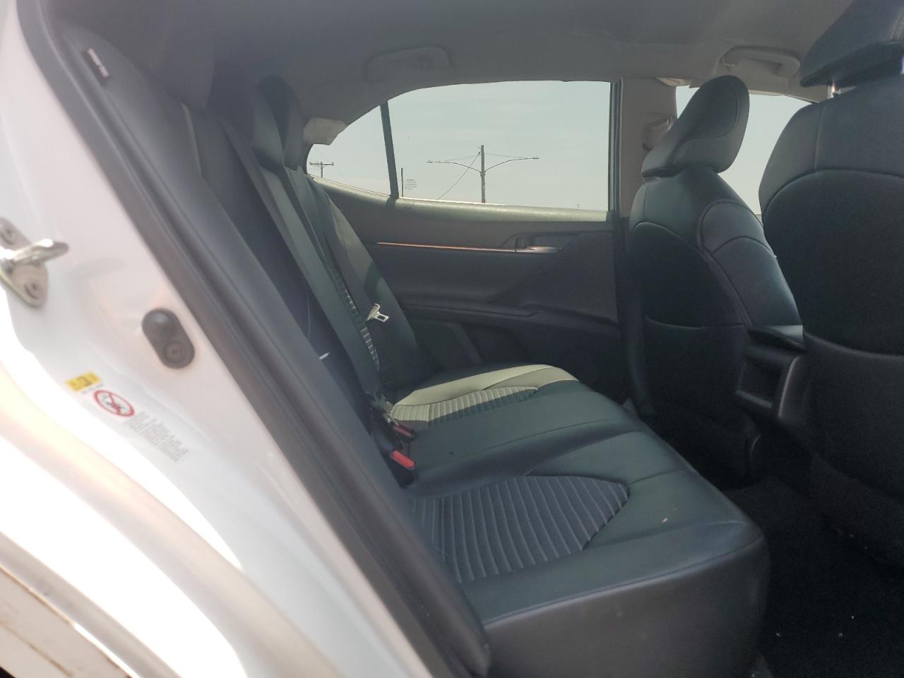 4T1B11HK3JU018158 TOYOTA CAMRY 2018