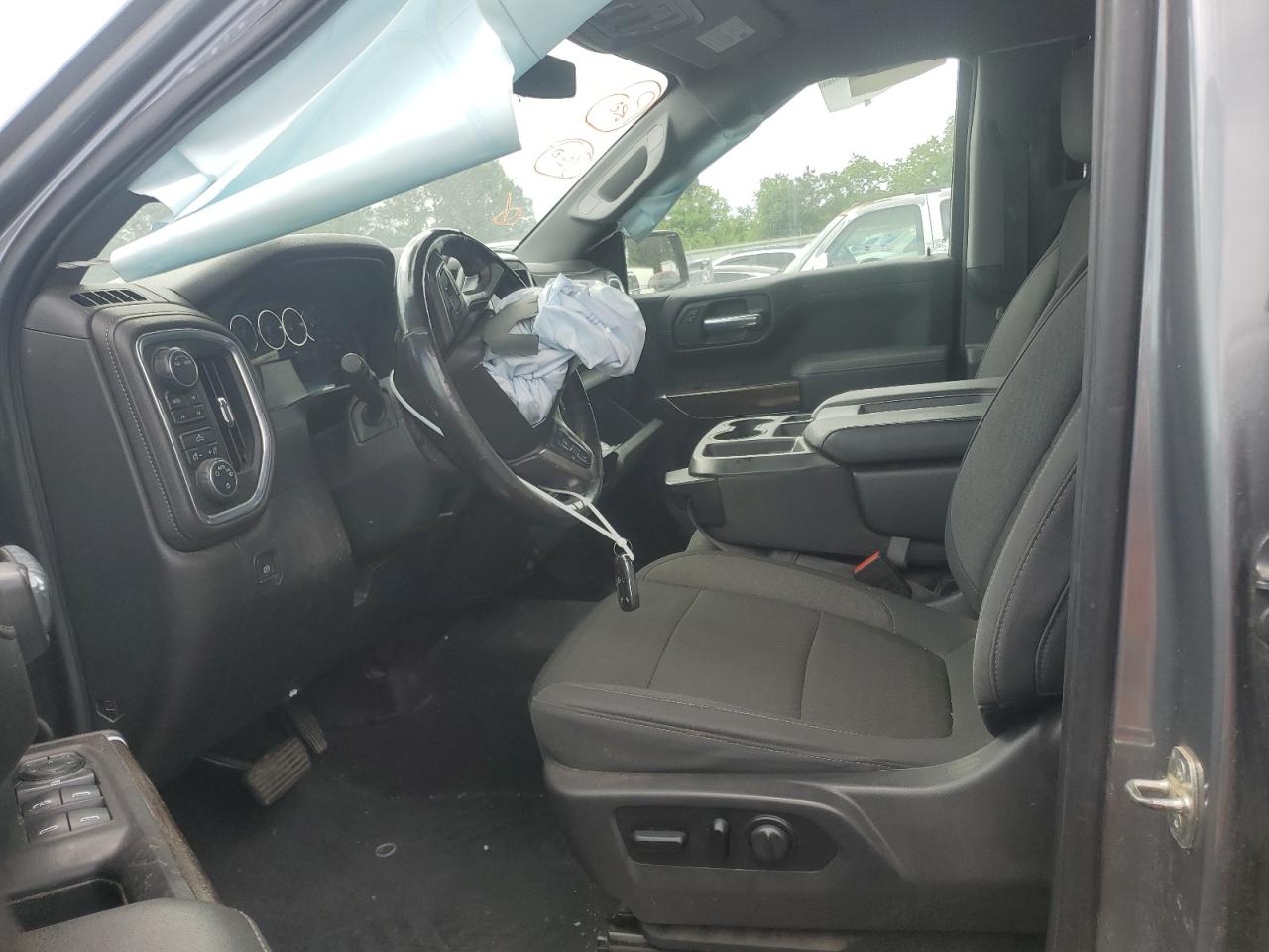 2020 Chevrolet Silverado - Image 7