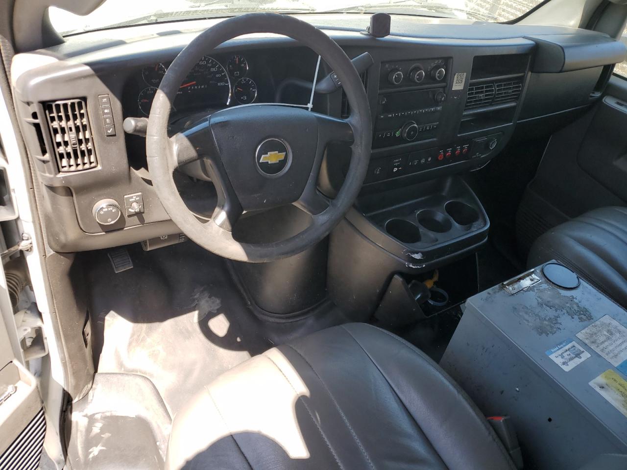 1GCWGAFFXG1224095 CHEVROLET EXPRESS 2016