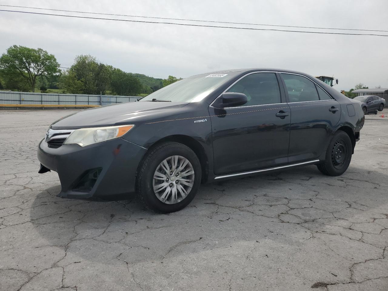 2014 Toyota Camry Hybrid продається в Lebanon, TN - Rear End