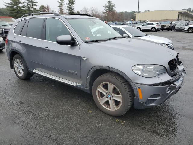 Паркетники BMW X5 2013 Серый
