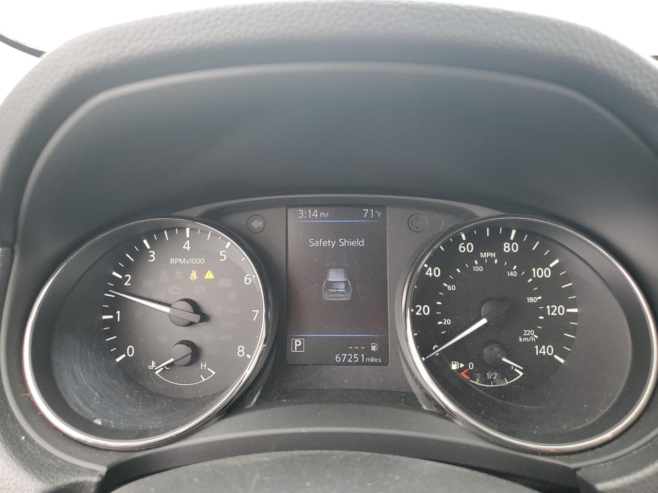KNMAT2MV0JP586334 NISSAN ROGUE 2018