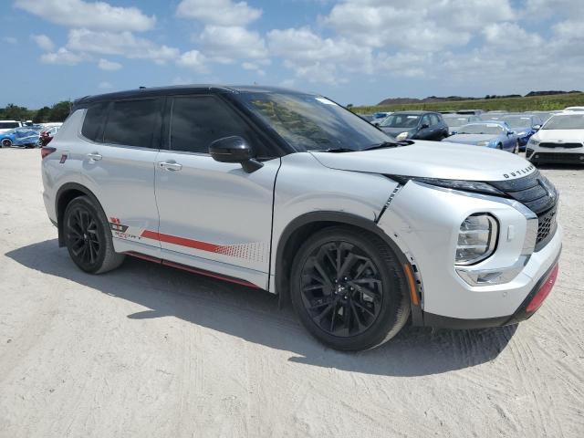  MITSUBISHI OUTLANDER 2024 Biały