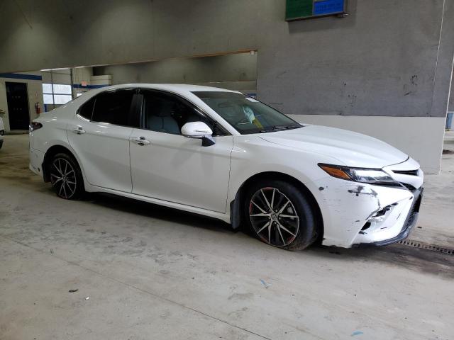  TOYOTA CAMRY 2024 Biały