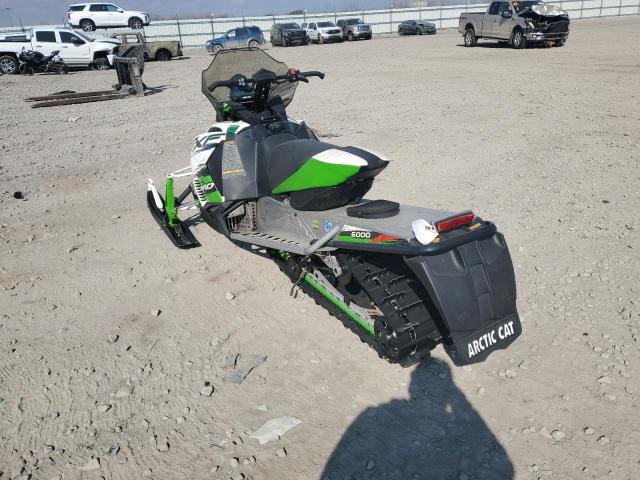 2015 ARCTIC CAT SNOWMOBILE