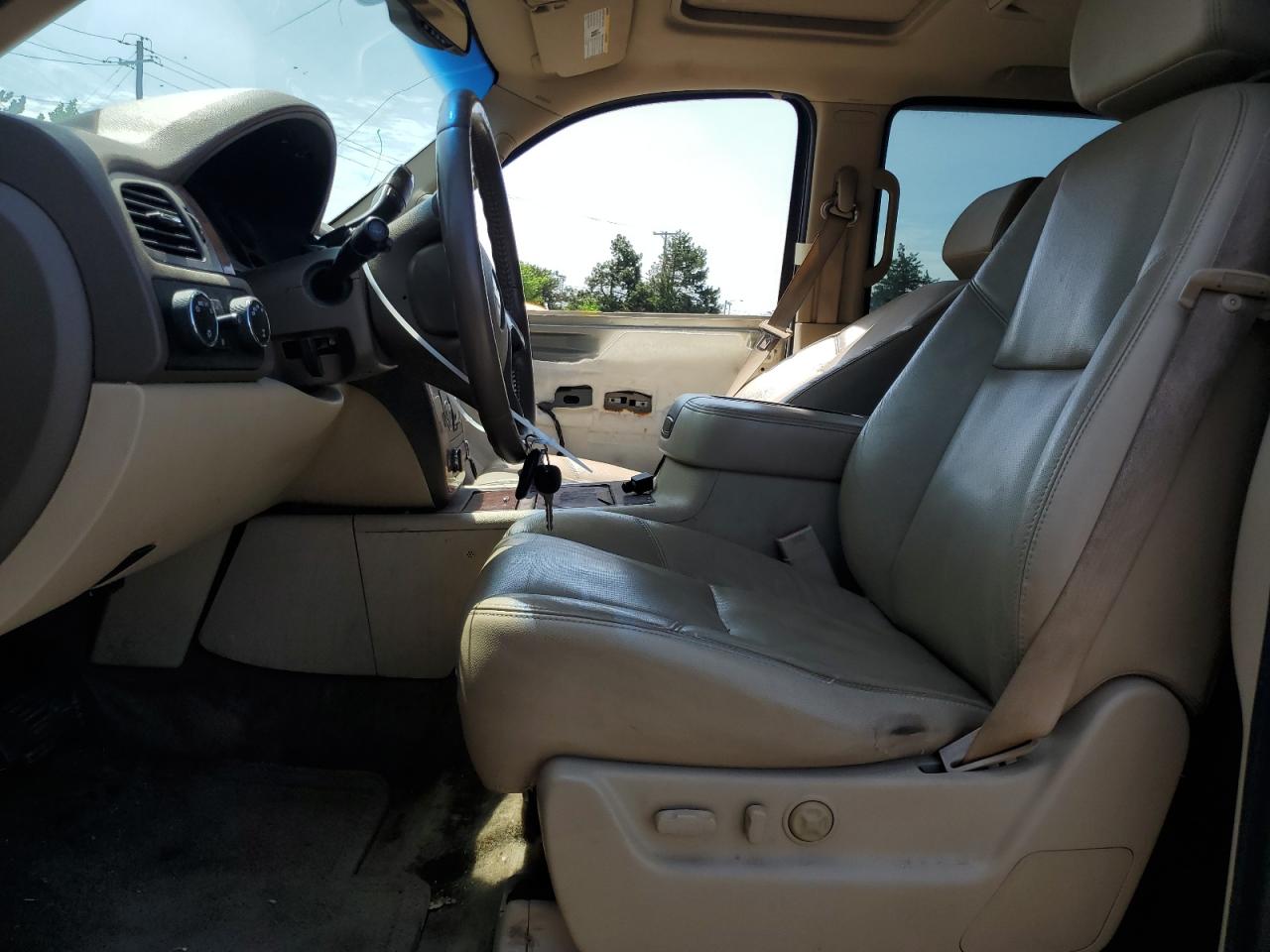 2009 Chevrolet Tahoe K1500 Ltz VIN: 1GNFK33099R141893 Lot: 54221465