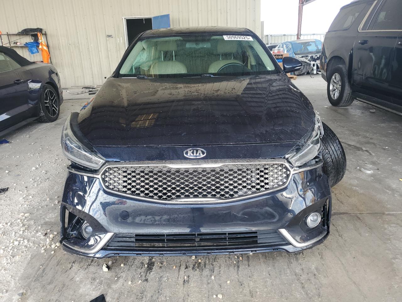 KNALB4J17H5066255 KIA CADENZA 2017