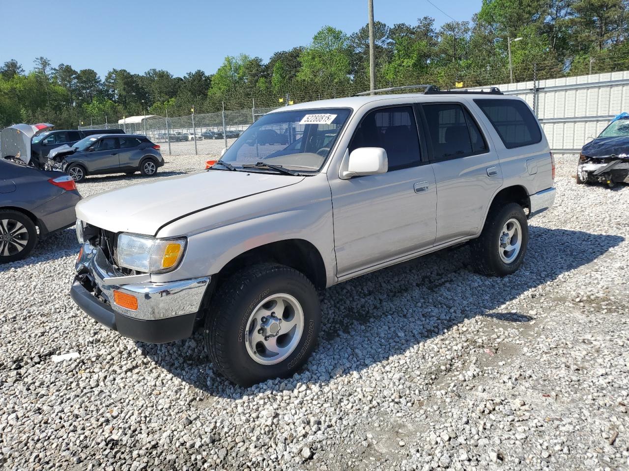 1998 Toyota 4Runner Sr5 for Sale in Ellenwood, GA - Front End