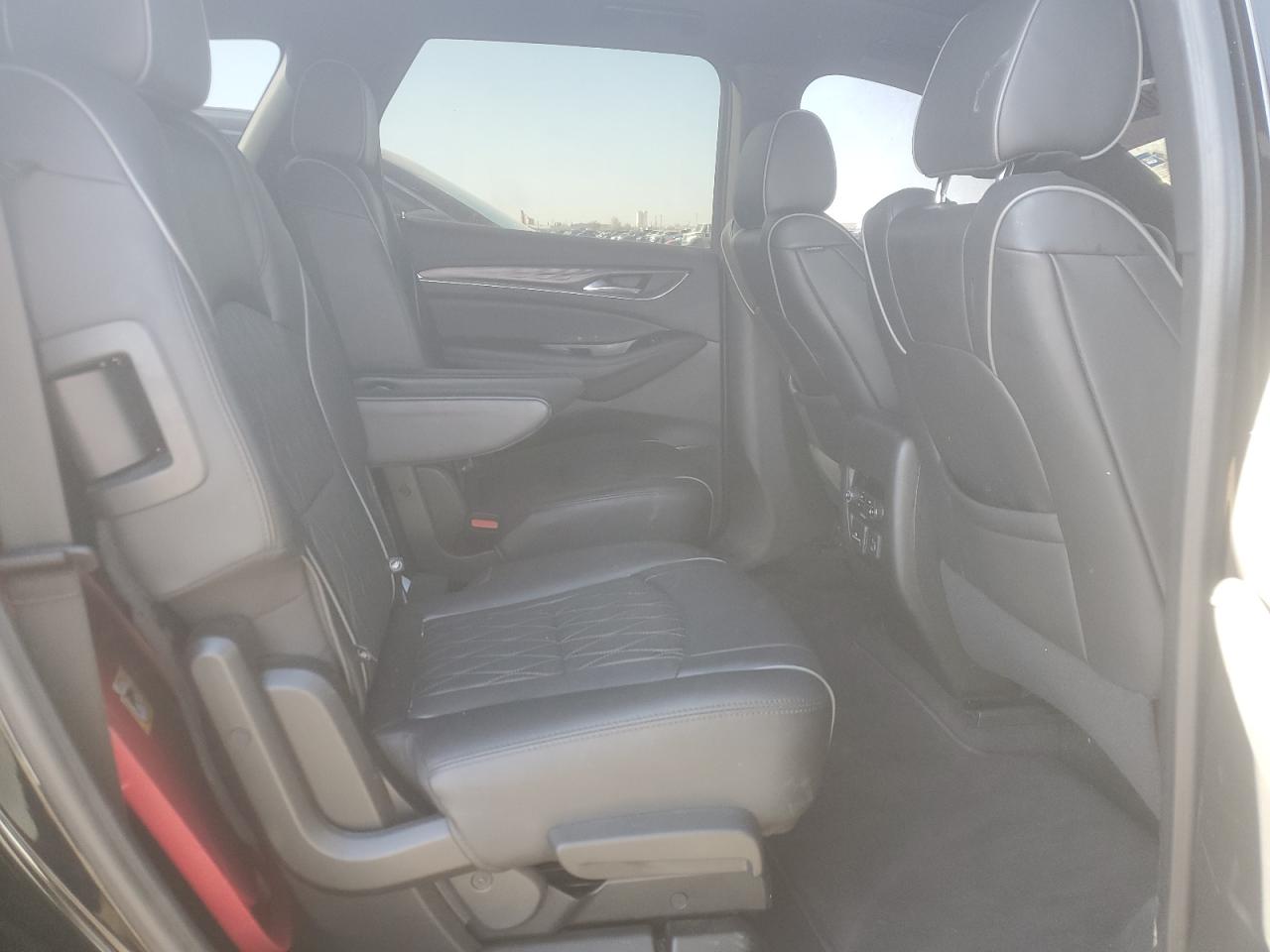 2022 Buick Enclave Avenir VIN: 5GAEVCKW6NJ186768 Lot: 52161975