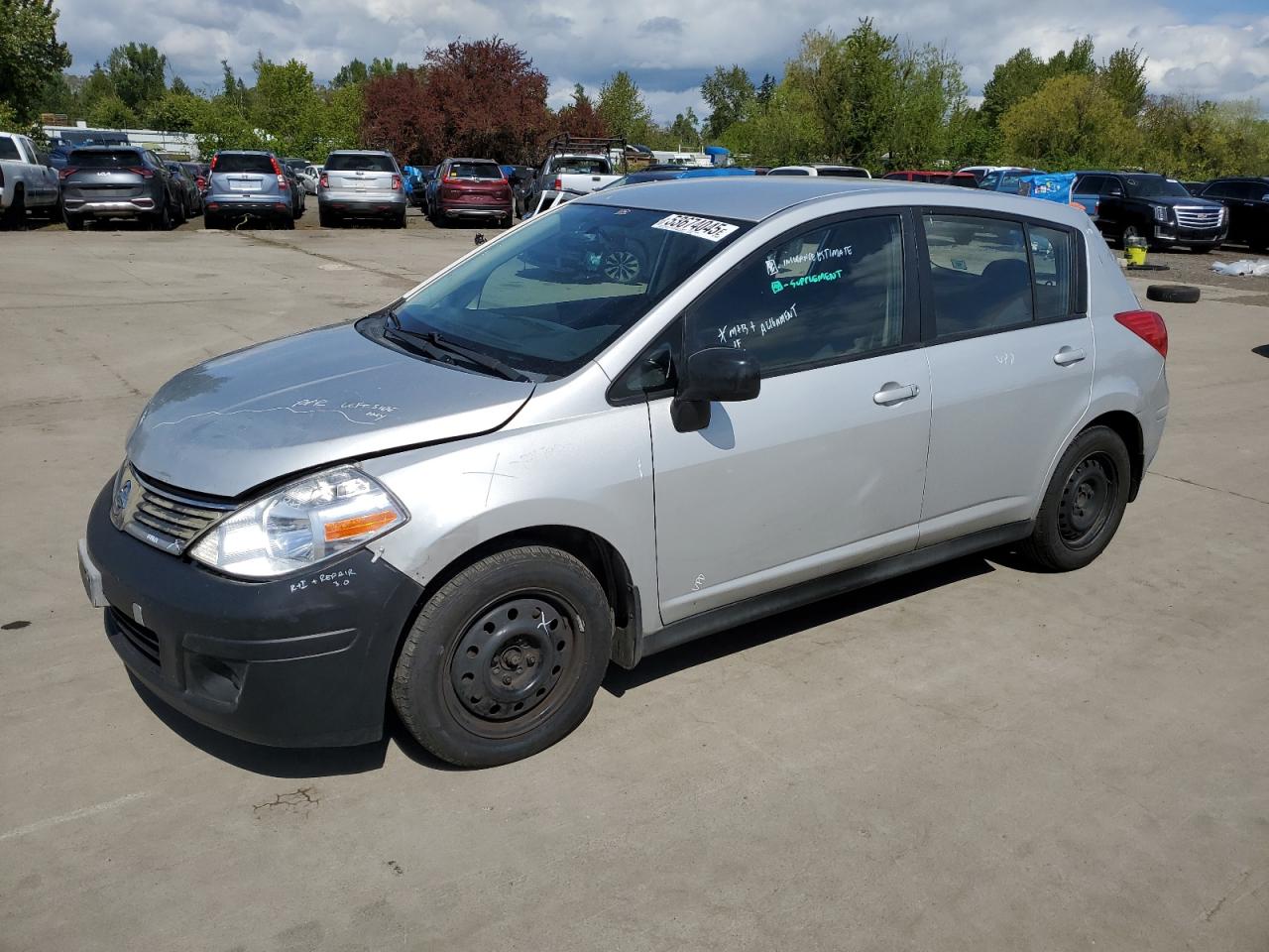 2008 Nissan Versa S продається в Woodburn, OR - All Over