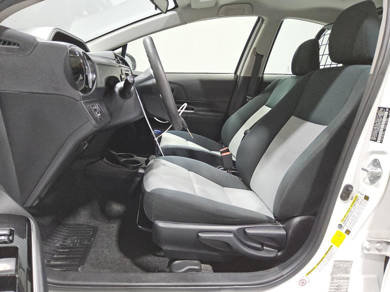 JTDKDTB38G1137746 TOYOTA PRIUS 2016