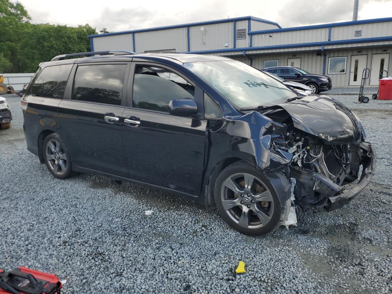 5TDXZ3DC9JS912005 TOYOTA SIENNA 2018