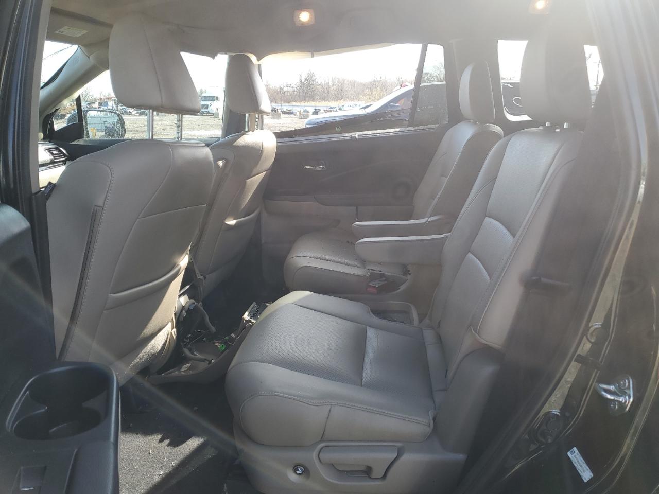2016 Honda Pilot Elite VIN: 5FNYF6H08GB072293 Lot: 51585955