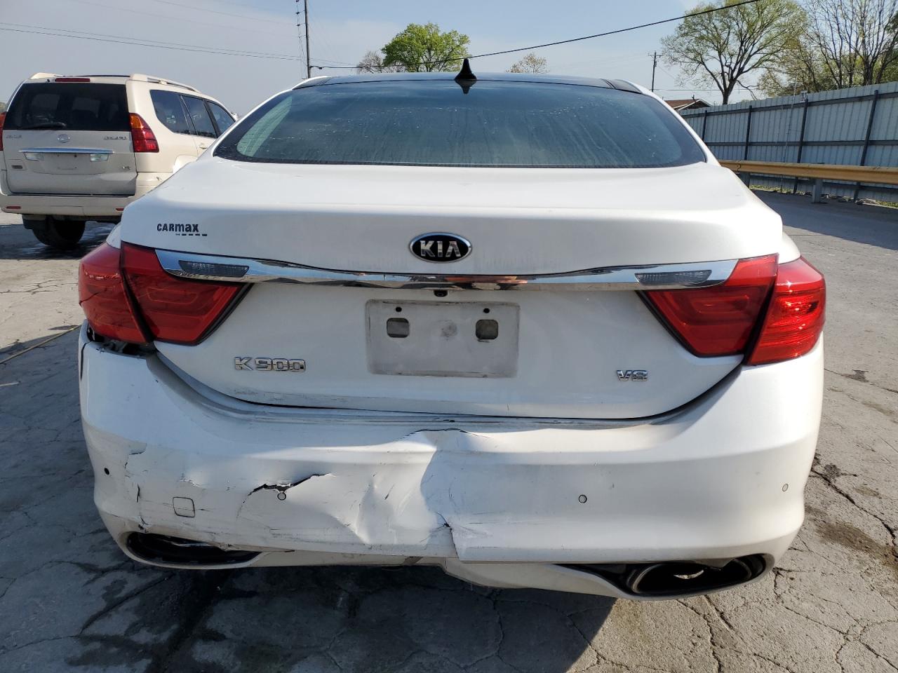 2015 Kia K900 VIN: KNALW4D4XF6020775 Lot: 53062175