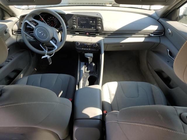  HYUNDAI ELANTRA 2022 Серебристый