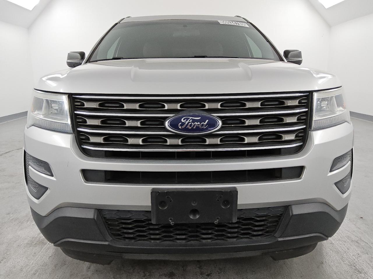 2017 Ford Explorer for Sale in Van Nuys, CA - Normal Wear