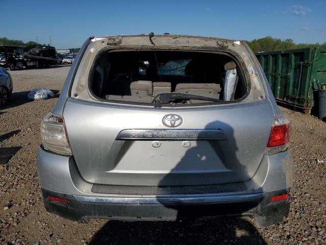  TOYOTA HIGHLANDER 2012 Серебристый