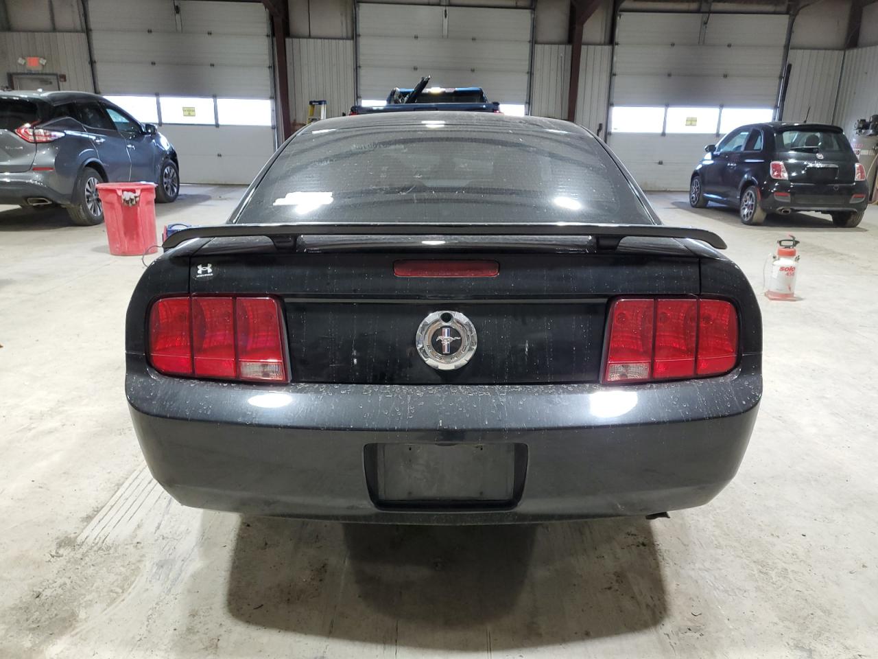 2006 Ford Mustang VIN: 1ZVFT80N965152427 Lot: 52016015