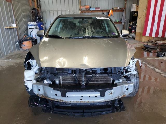 Sedans MAZDA 3 2012 Srebrny