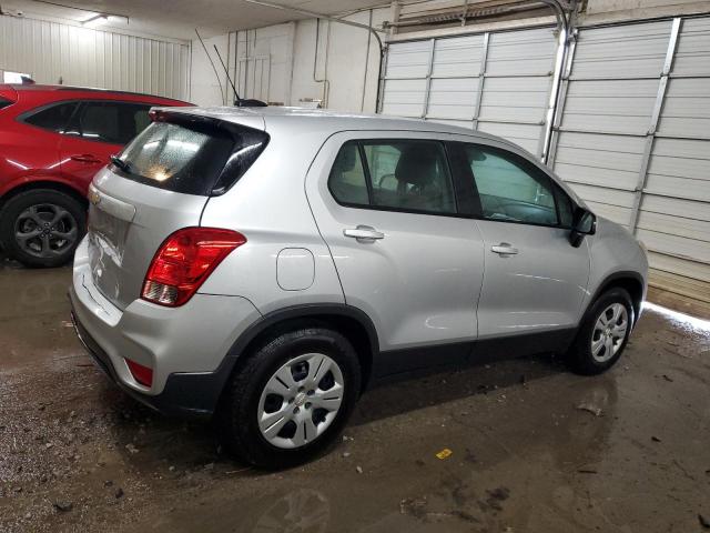  CHEVROLET TRAX 2018 Srebrny