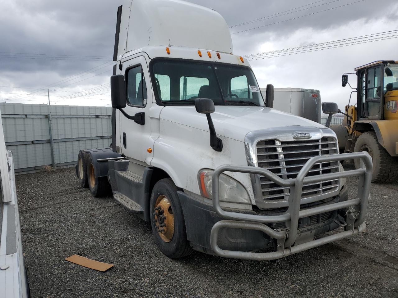 Helena, MT에서 판매 중인 2015 Freightliner Cascadia Semi Truck - Normal Wear