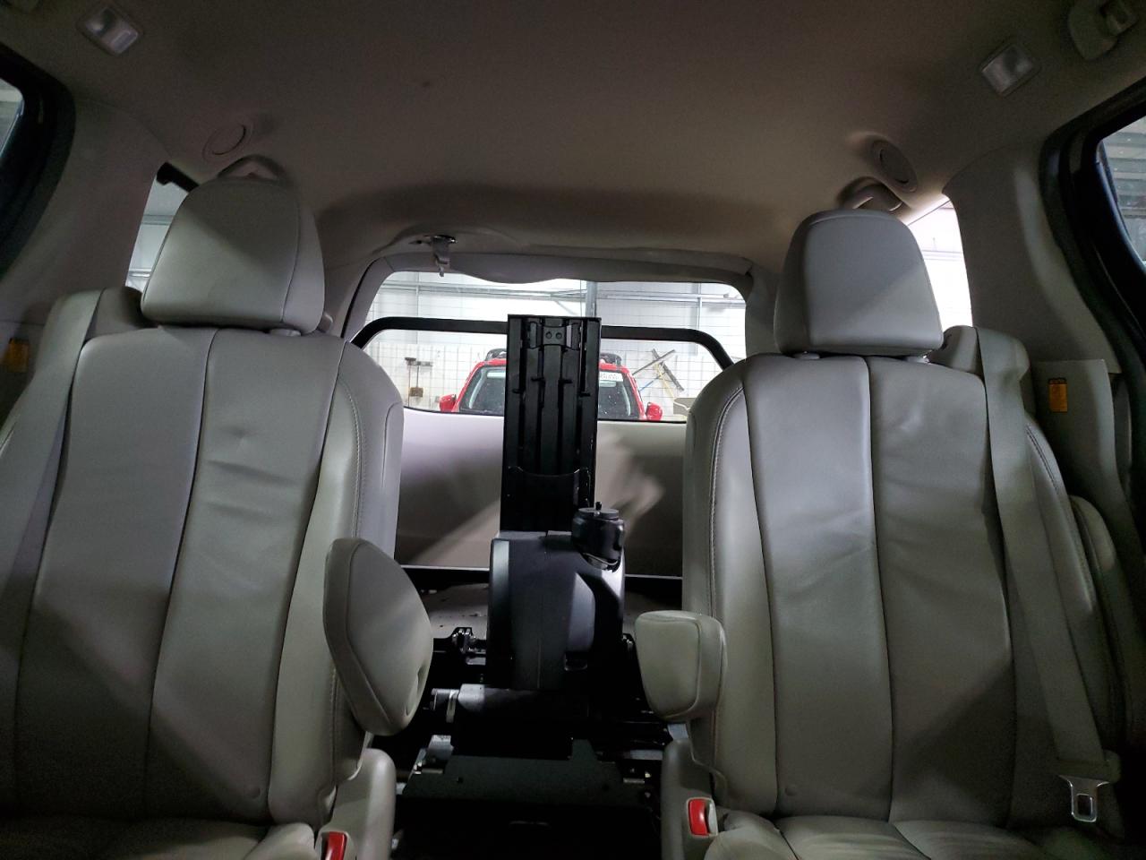 2013 Toyota Sienna Xle VIN: 5TDDK3DCXDS054751 Lot: 54004715