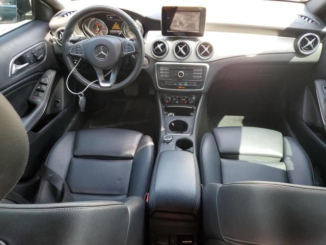 Parquets MERCEDES-BENZ GLA-CLASS 2017 Czarny