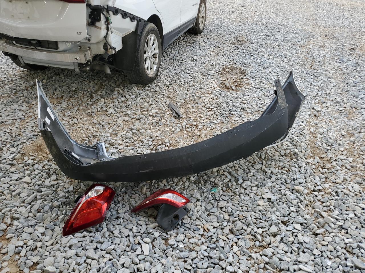 2GNAXJEV9L6172525 CHEVROLET EQUINOX 2020