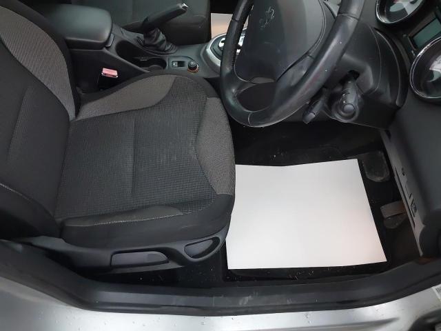2008 PEUGEOT 308 SE AUT
