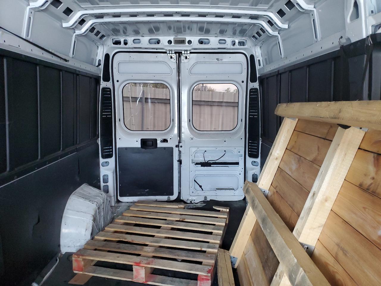 2019 Ram Promaster 2500 2500 High VIN: 3C6TRVDGXKE533711 Lot: 53782915