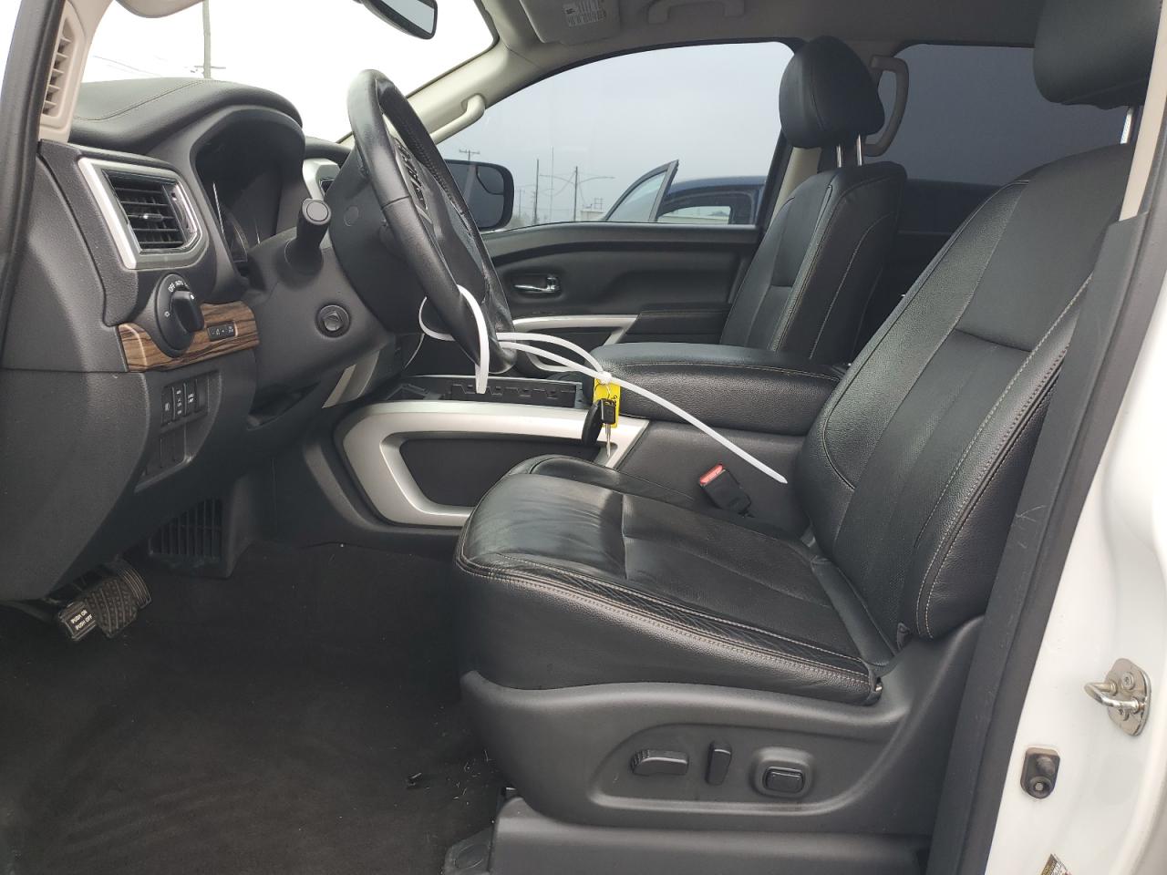 2019 Nissan Titan Platinum Reserve VIN: 1N6AA1E64KN518247 Lot: 54775615