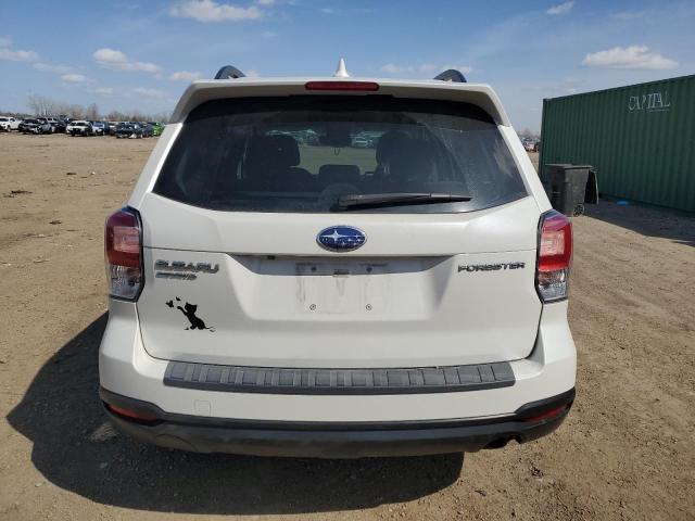  SUBARU FORESTER 2018 Белы