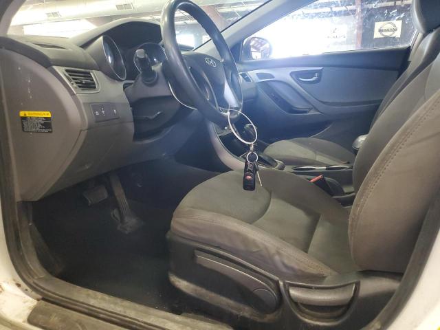 Седани HYUNDAI ELANTRA 2016 Білий