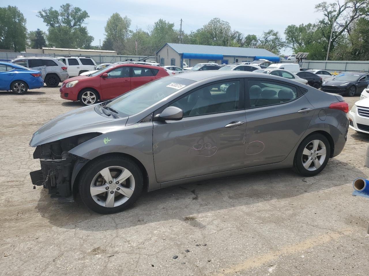 2013 Hyundai Elantra Gls for Sale in Wichita, KS - Front End