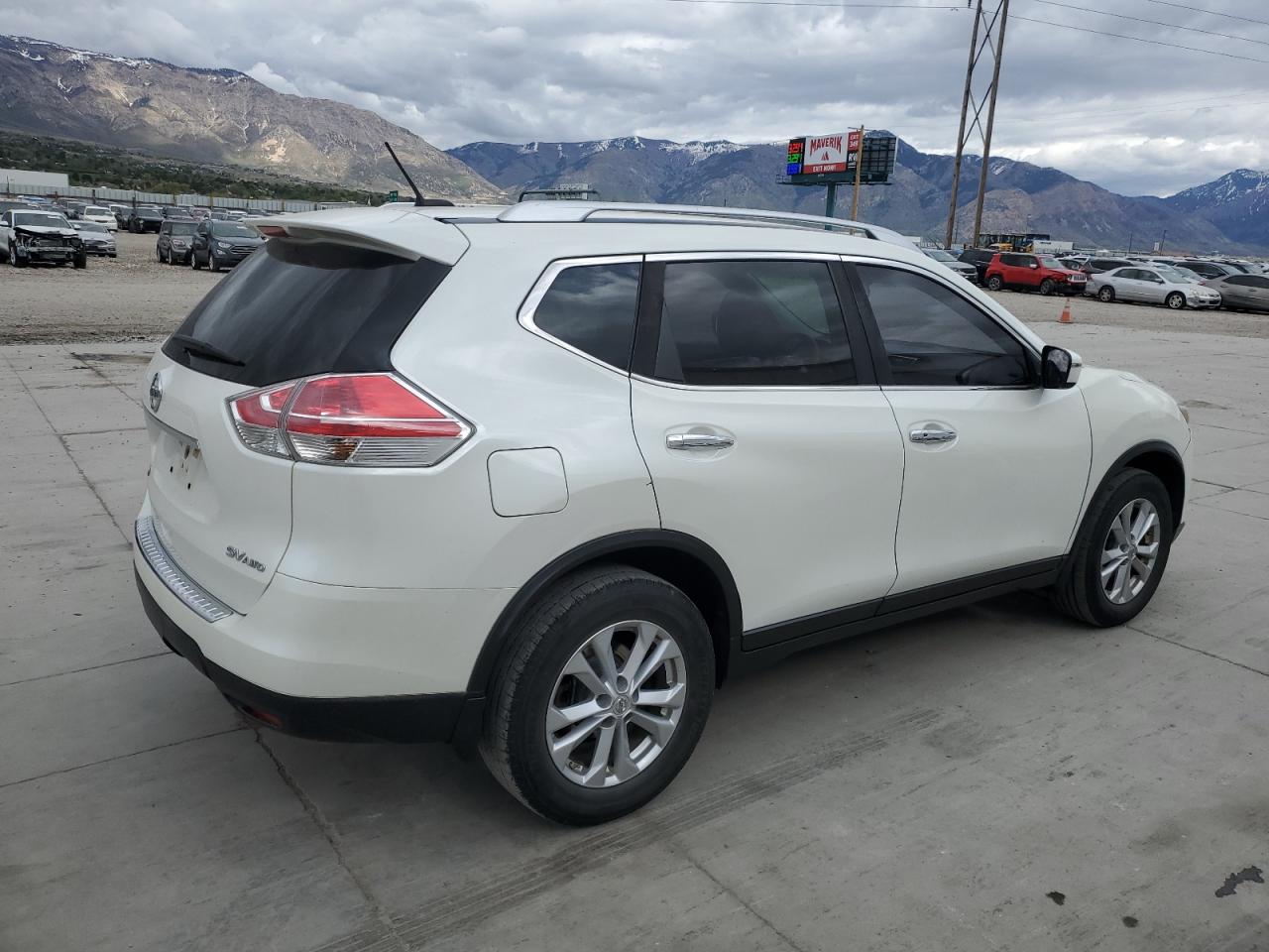 KNMAT2MVXGP629263 NISSAN ROGUE 2016