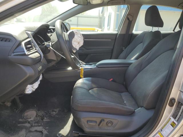  TOYOTA CAMRY 2018 Серебристый