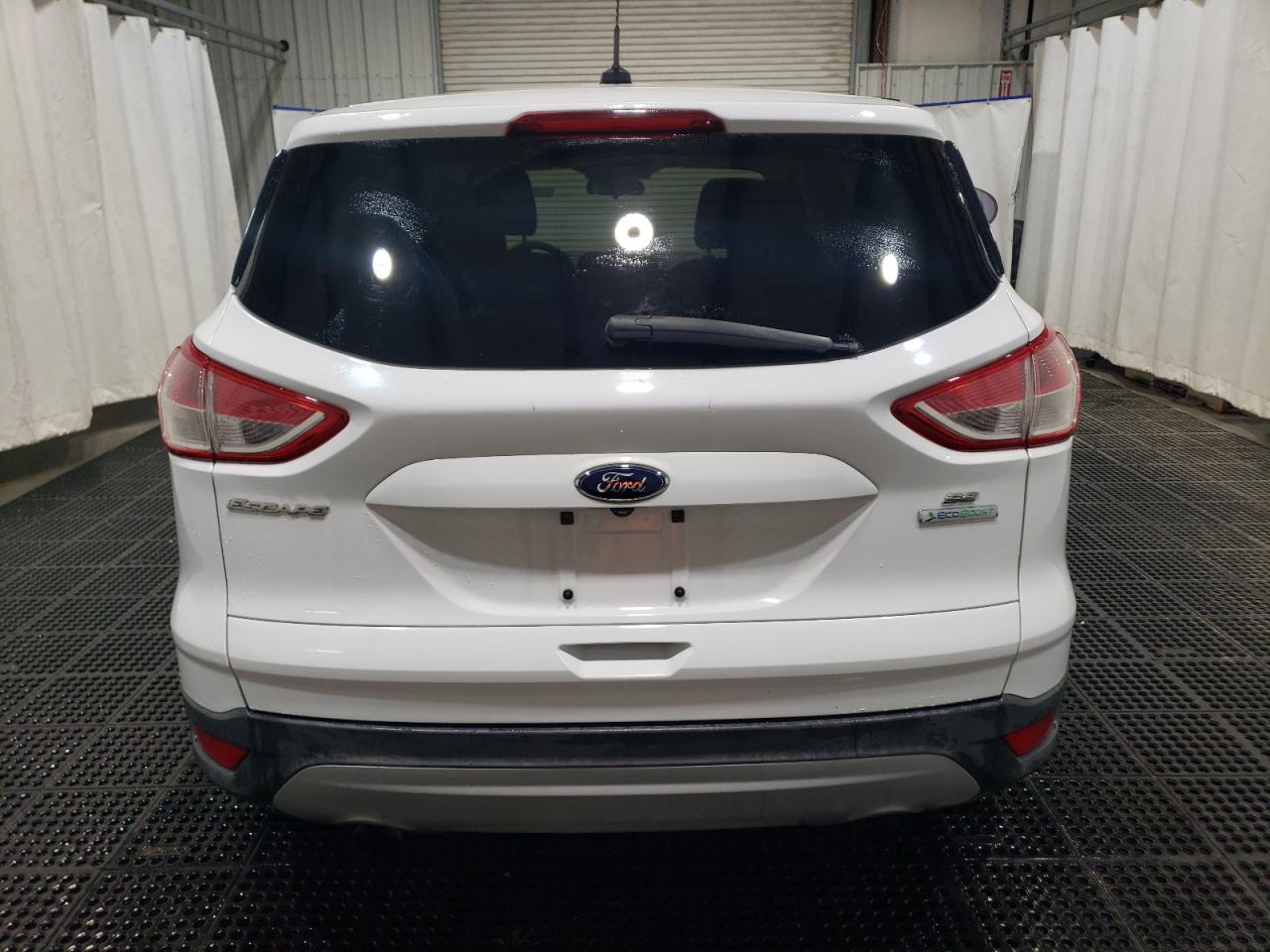 1FMCU0GX3GUB08860 FORD ESCAPE 2016