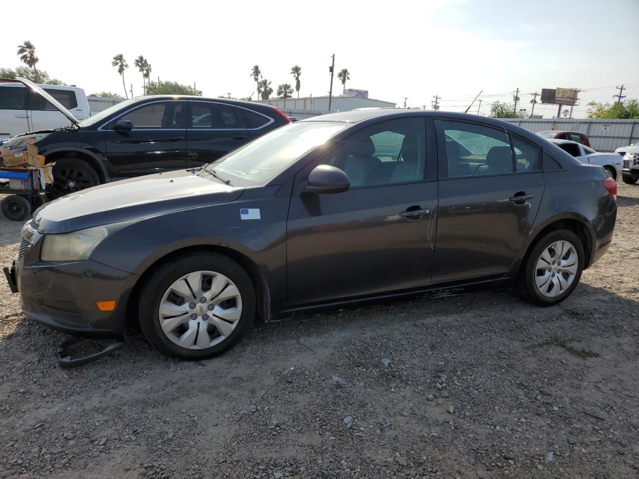 Mercedes, TX에서 판매 중인 2014 Chevrolet Cruze Ls - Side
