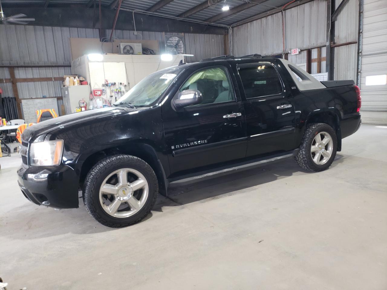 2007 Chevrolet Avalanche K1500 for Sale in Rogersville, MO - Front End
