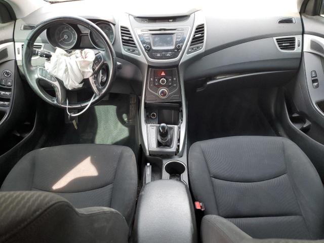  HYUNDAI ELANTRA 2015 Красный