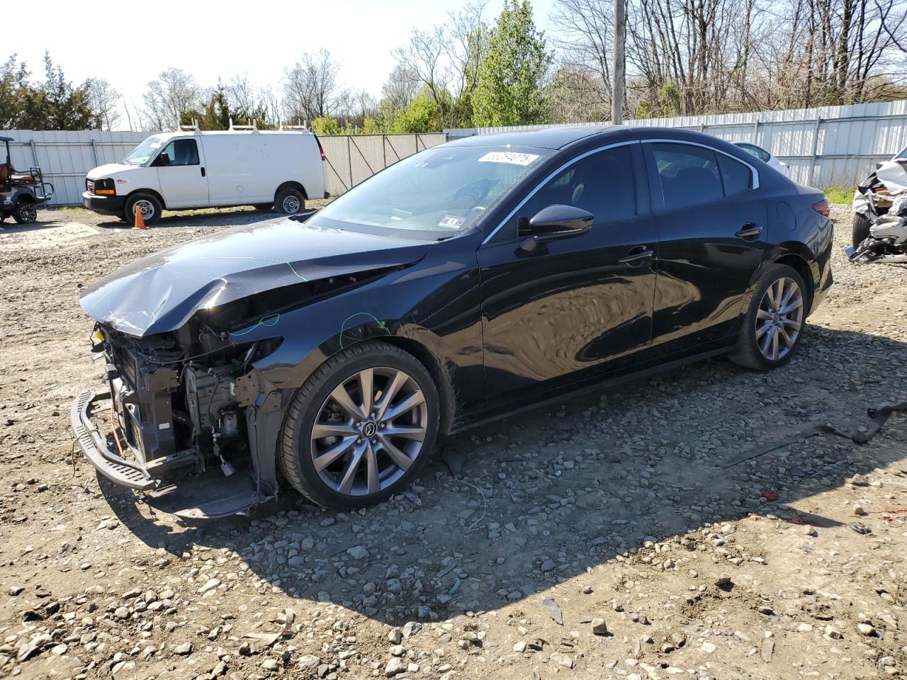 2019 Mazda 3 Preferred for Sale in Windsor, NJ - Front End