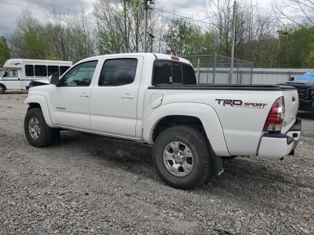 Пікапи TOYOTA TACOMA 2015 Білий