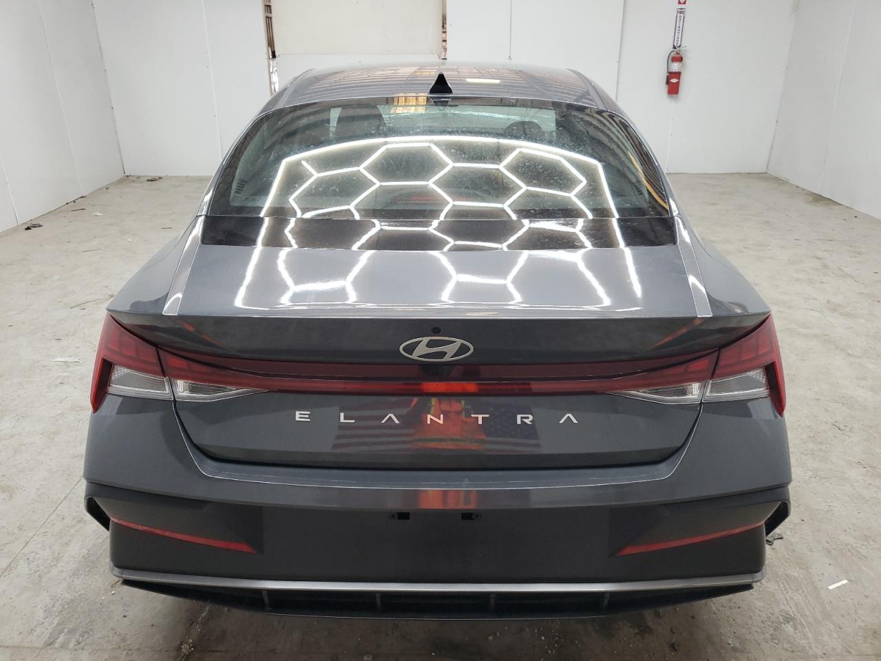 2025 Hyundai Elantra Sel VIN: KMHLS4DG3SU905006 Lot: 51754915